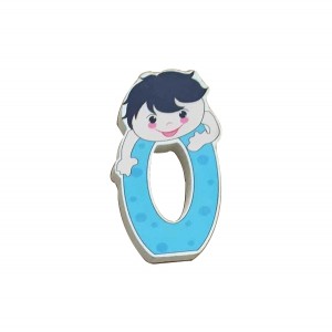 Ξύλινος αριθμός αγόρι "0"-μηδέν 30501332 Ξύλινος αριθμός αγόρι "0"-μηδέν 30501332