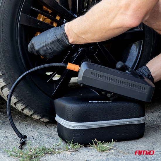 Amio - Φορητός Εκκινητής Μπαταρίας (Jump Starter) 4 σε 1 με ενσωματωμένο Κομπρεσέρ Αέρα, Powerbank και Φακό LED τάση λειτουργίας 12V με χωρητικότητα 12Ah και μέγιστο ρεύμα εκκίνησης 1600A για Επιβατικά Αυτοκίνητα - 1 τεμ. (04677/AM)
