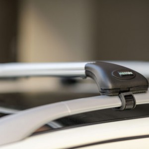 MENABO ΠΤΥΣΣΟΜΕΝΕΣ ΜΠΑΡΕΣ ΟΡΟΦΗΣ ΑΛΟΥΜΙΝΙΟΥ ARIETE 81.5-119.5 cm ΣΕ ΑΣΗΜΙ ΧΡΩΜΑ ΓΙΑ Daewoo Matiz 5 doors 1998>2007 ΜΕ RAISED RAILS 5.5 cm max - 2 ΤΕΜ. (12050/MB)