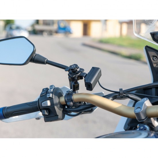 Αδιάβροχος Φορτιστής Κινητού Trek X 12/24V 48W της σειράς Optiline με 2 θύρες USB Type A και USB Type C, Καλώδιο 180 cm, Βύσμα SAE και Ακροδέκτες, Ασφάλεια, Αδιαβροχοποίηση IPX6, συμβατό με Βάσεις Στήριξης, Θήκες ή Αντάπτορες Κινητού Optiline
